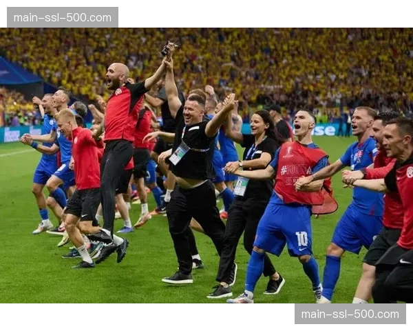 欧足联更新赛事安全标准，强调观众体验与安保平衡